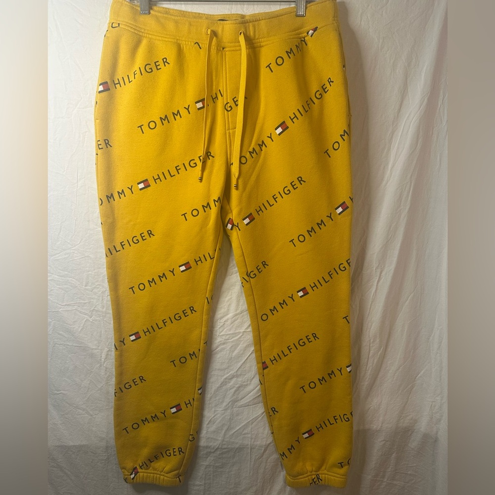 Tommy Hilfiger Logo Jogger Sweatpants Mens Medium Yellow Fleece Pants